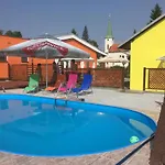Penzion Krasny Dvur 3*