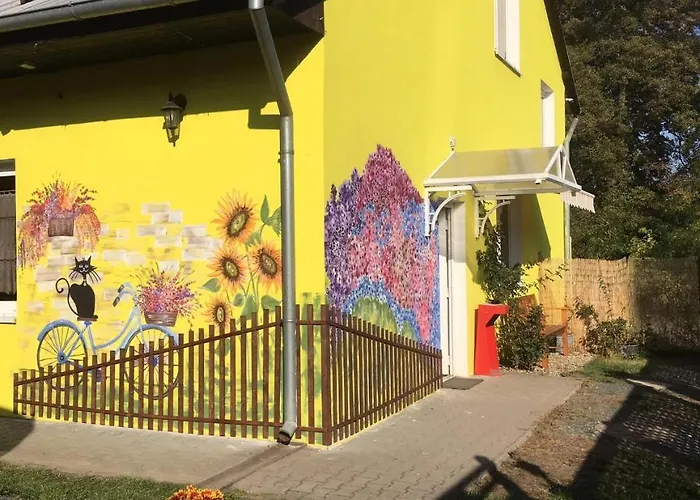 Penzion Krasny Dvur Maison d'hôtes