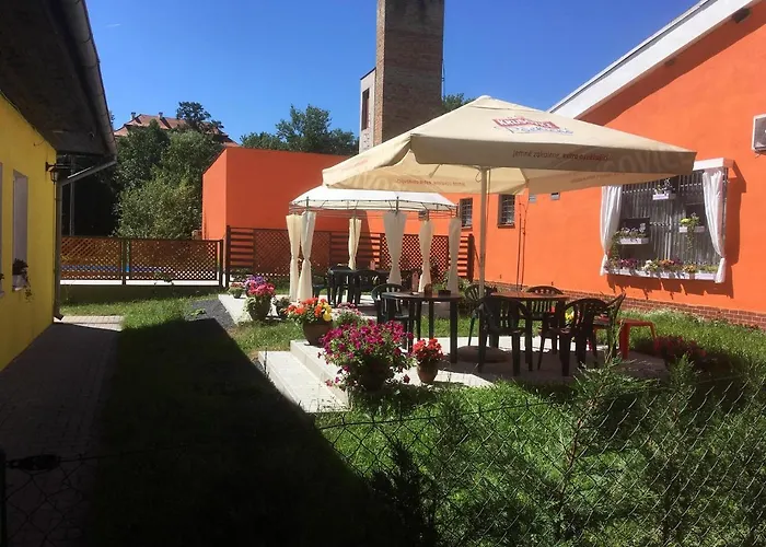 Penzion Krasny Dvur 3*