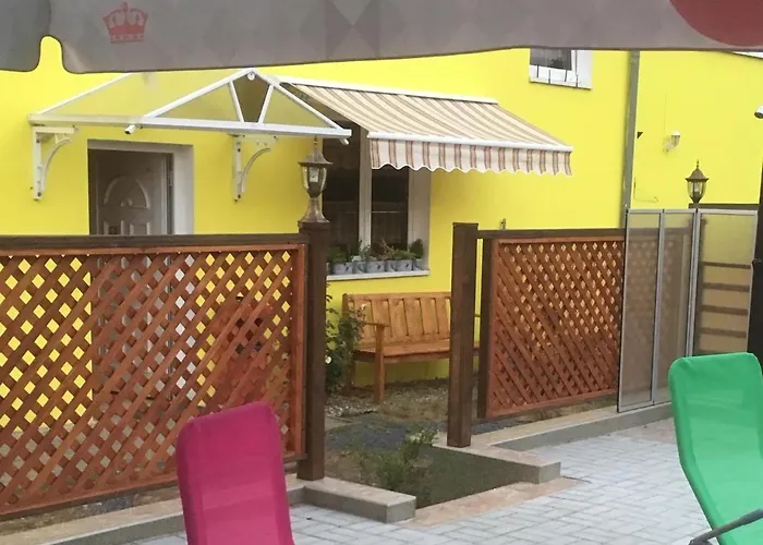 Penzion Krasny Dvur 3* Krasny Dvur